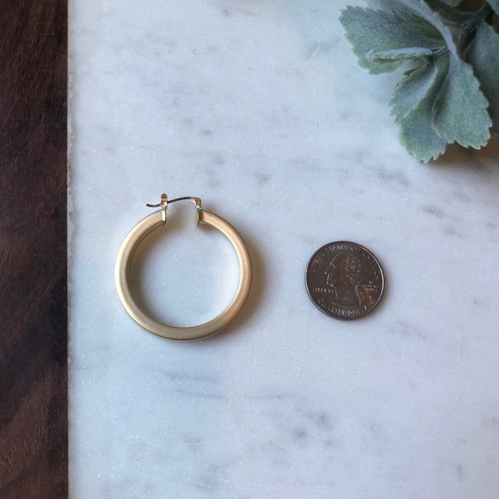 The Winnie - Vintage Matte Gold Hoop Earring - Picture 8 of 8
